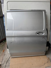 Load image into Gallery viewer, Tür Mercedes-Benz Vito A4477300305 Vorne Rechts Rot Door Porta Porte