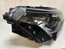 Laden Sie das Bild in den Galerie-Viewer, Frontscheinwerfer Skoda Enyaq 5LB941016 Full LED Rechts Scheinwerfer Headlight SCH8777746377jz