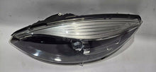 Laden Sie das Bild in den Galerie-Viewer, Frontscheinwerfer Renault Scenic 260607160R Xenon Links Scheinwerfer Headlight