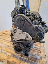 Laden Sie das Bild in den Galerie-Viewer, Motor Audi Seat Skoda VW CBB 2.0 TDI 170PS 166TKm Diesel Engine Unkomplett
