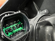 Load image into Gallery viewer, Frontscheinwerfer Kia Ceed 92102-J7500 LED Rechts Scheinwerfer Headlight