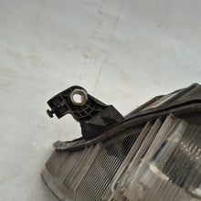 Load image into Gallery viewer, Frontscheinwerfer Man Tge Crafter 7C1941005 Links Scheinwerfer Headlight SCH1420960529mz