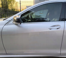 Laden Sie das Bild in den Galerie-Viewer, Kotflügel Mercedes-Benz W221 A2218800118 Vorne Links