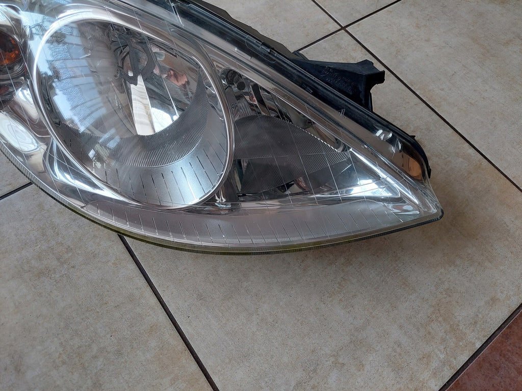 Frontscheinwerfer Mercedes-Benz W169 A1698200261 Rechts Scheinwerfer Headlight SCH8001508339ek