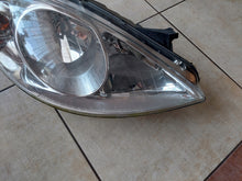 Laden Sie das Bild in den Galerie-Viewer, Frontscheinwerfer Mercedes-Benz W169 A1698200261 Rechts Scheinwerfer Headlight SCH8001508339ek