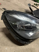 Laden Sie das Bild in den Galerie-Viewer, Frontscheinwerfer Mercedes-Benz W212 A2128201839KZ LED Rechts Headlight SCH5088099735yi