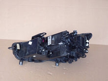 Laden Sie das Bild in den Galerie-Viewer, Frontscheinwerfer Seat Leon 5FB941008F Rechts Scheinwerfer Headlight