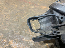 Laden Sie das Bild in den Galerie-Viewer, Frontscheinwerfer Opel E Combo 9816825580 Links Scheinwerfer Headlight SCH7074559335sy
