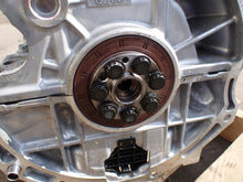 Load image into Gallery viewer, Motor Hyundai Elantra VII G4FM 1.6 123PS 90kW 2024 Benzin Engine Unkomplett