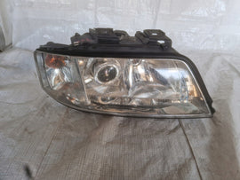 Frontscheinwerfer Audi A6 C5 4B0941030 Ein Stück (Rechts oder Links) Headlight