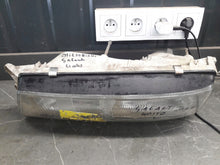 Laden Sie das Bild in den Galerie-Viewer, Frontscheinwerfer Mitsubishi Galant IV Links Scheinwerfer Headlight