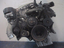 Laden Sie das Bild in den Galerie-Viewer, Motor Mercedes-Benz W210 111957 2.0 MPI 163PS 120kW 2001 Benzin Unkomplett MOT7862924449ef