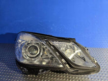 Load image into Gallery viewer, Frontscheinwerfer Mercedes-Benz W212 A2128200239 Xenon Rechts Headlight SCH4366271790eu