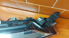 Laden Sie das Bild in den Galerie-Viewer, Frontscheinwerfer Toyota Chr C-Hr 81110-F4180 LED Rechts Scheinwerfer Headlight SCH9902378111bn