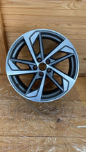 Load image into Gallery viewer, 1x Alufelge 19 Zoll 8.5" 5x112 38ET Glanz Grau 83A601025 Audi Q3 Mg Rim Wheel FEL9534582058fr