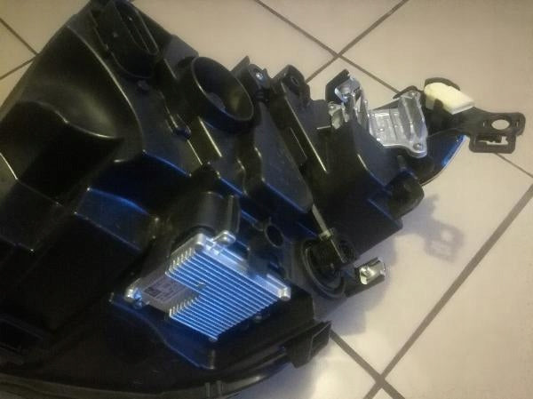 Frontscheinwerfer VW Golf VIII 5H1941006 LED Ein Stück (Rechts oder Links) SCH5378876953yk