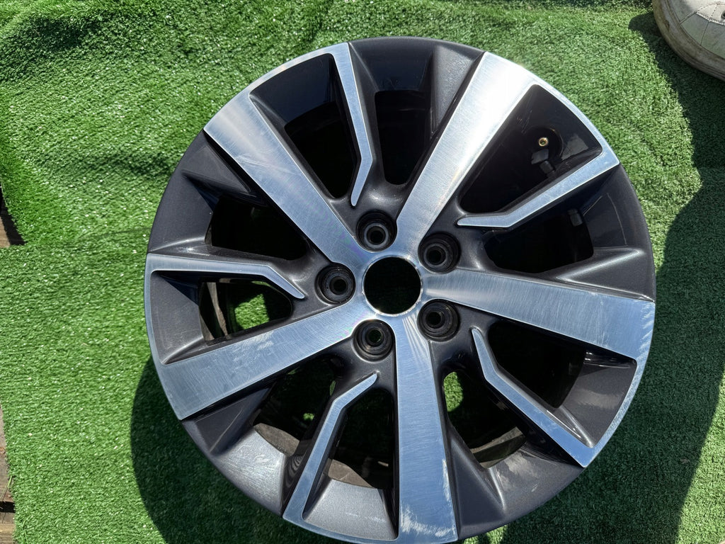 1x Alufelge 17 Zoll 7.0" 5x114.3 46ET 9806454377 Toyota Proace Verso Rim Wheel