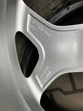 Laden Sie das Bild in den Galerie-Viewer, 1x Alufelge 18 Zoll 7.5" 5x112 51ET Glanz Silber 6856070 BMW F39 X1 F48 Mg FEL2023843884je