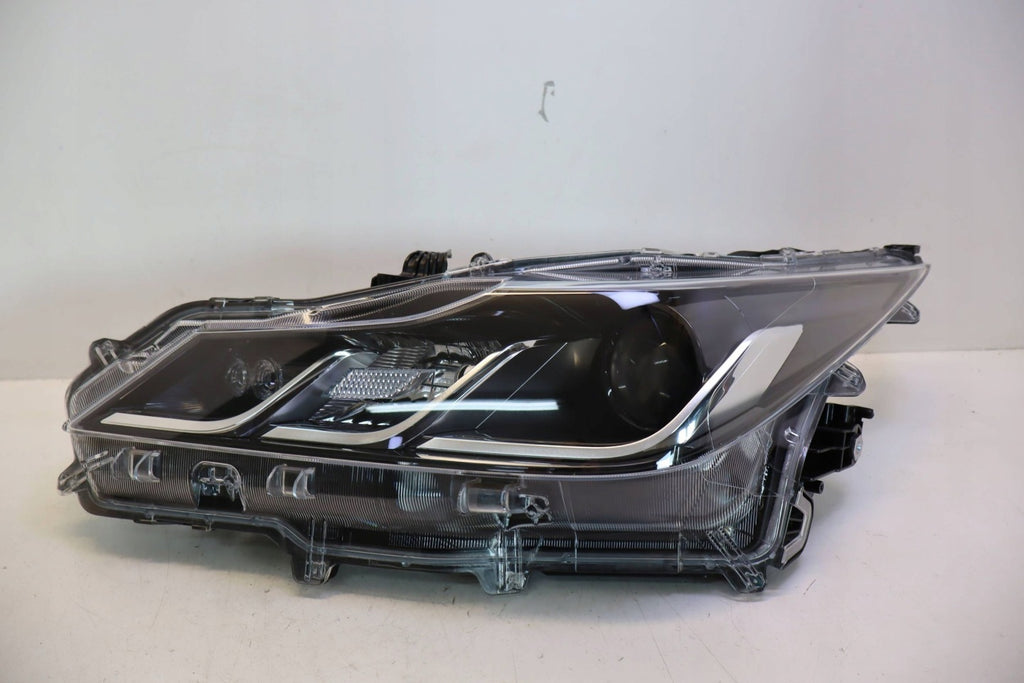 Frontscheinwerfer Toyota Corolla 8115002T31 Links Scheinwerfer Headlight SCH8322897330jx