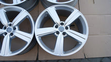 Laden Sie das Bild in den Galerie-Viewer, 4x Alufelge 20 Zoll 9.0" 5x112 38ET 4KE601025S Audi E Tron Rim Wheel FEL4046934582dv