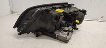 Laden Sie das Bild in den Galerie-Viewer, Frontscheinwerfer BMW 6902760 Xenon Rechts Scheinwerfer Headlight SCH9833239721aw