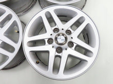 Laden Sie das Bild in den Galerie-Viewer, 4x Alufelge 15 Zoll 6.5" 5x120 42ET Silber 1095368-7 BMW 3 E36 E46 E90 Rim Wheel FEL2093513076mi
