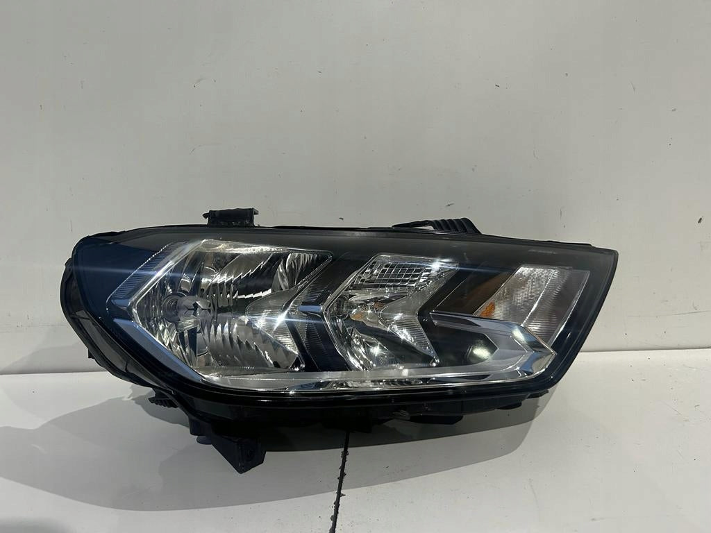 Frontscheinwerfer Audi A1 82A941004 Rechts Scheinwerfer Headlight