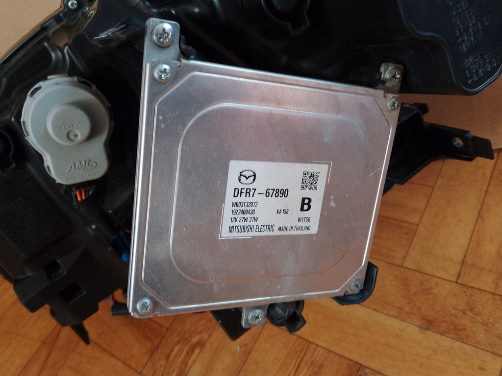 Frontscheinwerfer Mazda Cx30 DFR7-67890 Rechts Scheinwerfer Headlight SCH6126533580na