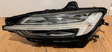 Laden Sie das Bild in den Galerie-Viewer, Frontscheinwerfer Volvo V60 II S60 III 32314189 Full LED Links Headlight SCH4523893019ag
