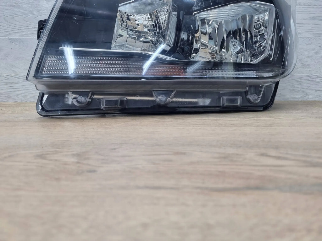 Frontscheinwerfer VW Crafter 7C1941005 Links Scheinwerfer Headlight SCH6320289792is