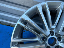 Laden Sie das Bild in den Galerie-Viewer, 1x Alufelge 18 Zoll 8W0601025BK Audi A4 B9 Rim Wheel FEL6168676066tk