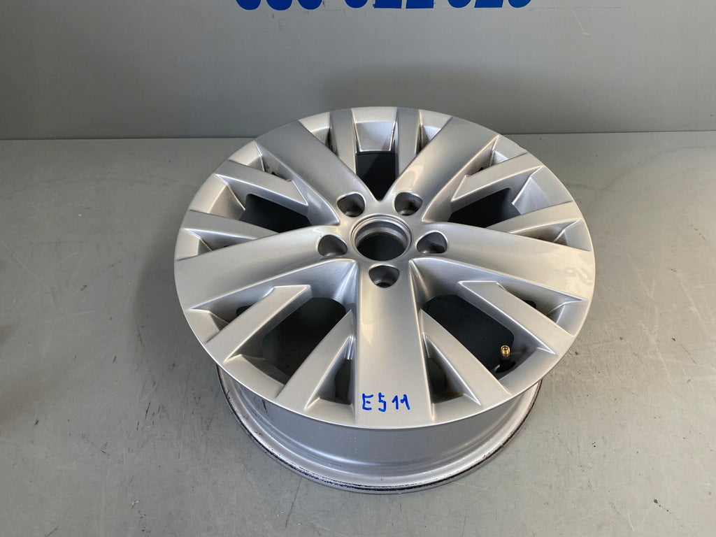 1x Alufelge 16 Zoll 6.5" 5x112 50ET Glanz Silber 5K0601025 VW Golf V Rim Wheel FEL8359284778mn
