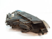 Laden Sie das Bild in den Galerie-Viewer, Frontscheinwerfer VW Passat 3C0941751D Links Scheinwerfer Headlight SCH2525485636je