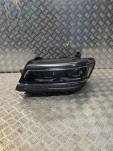Load image into Gallery viewer, Frontscheinwerfer VW Tiguan 5NB941081A LED Ein Stück (Rechts oder Links)