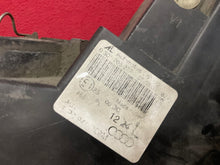 Laden Sie das Bild in den Galerie-Viewer, Frontscheinwerfer Audi A3 8P0941029M Xenon Links Scheinwerfer Headlight