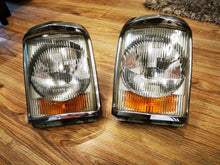 Laden Sie das Bild in den Galerie-Viewer, Frontscheinwerfer Opel Diplomat B 0301812005 14491R8 Ein Satz Headlight SCH4264452428vy