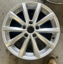 Load image into Gallery viewer, 1x Alufelge 16 Zoll 6.5" 5x112 5G0601025BQ VW Golf VII I Rim Wheel FEL6782416409kc