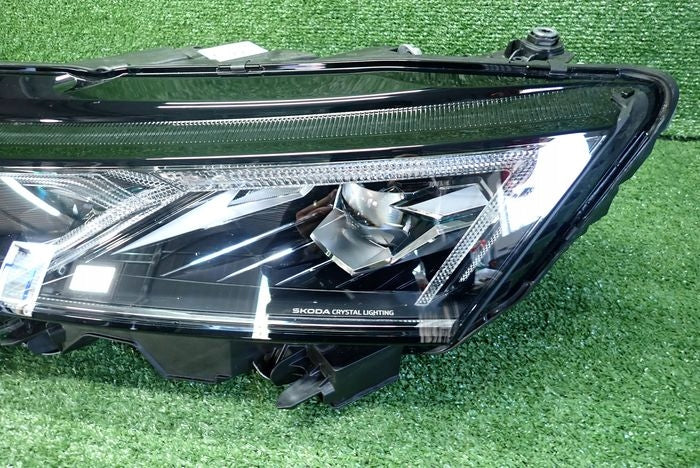 Frontscheinwerfer Skoda Octavia IV 5E4941035 Links Scheinwerfer Headlight SCH3210259374rj