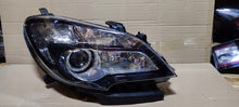 Laden Sie das Bild in den Galerie-Viewer, Frontscheinwerfer Opel Mokka Xenon Rechts Scheinwerfer Headlight