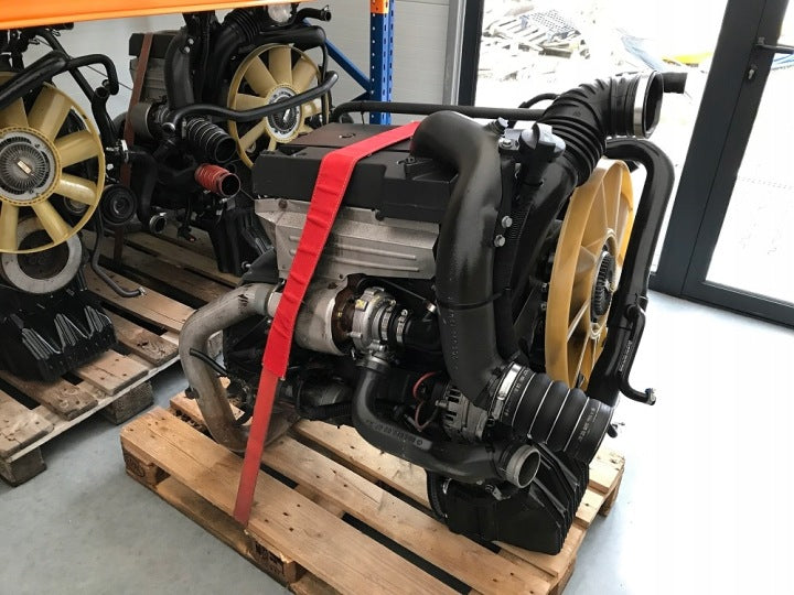 Motor Mercedes-Benz Vario OM904LA 390TKm Engine Komplett MOT4692236727zs