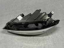 Load image into Gallery viewer, Frontscheinwerfer BMW Touran 5TB941081D LED Links Scheinwerfer Headlight SCH7341578437kn