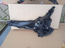 Laden Sie das Bild in den Galerie-Viewer, Frontscheinwerfer Toyota Prius Full LED Ein Stück (Rechts oder Links) Headlight SCH6478657631ls