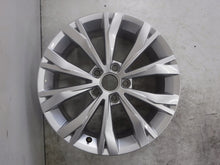 Load image into Gallery viewer, 1x Alufelge 17 Zoll 7.0" 5x112 40ET Glanz Silber 5NA601025 VW Passat Tiguan FEL8655659580fb