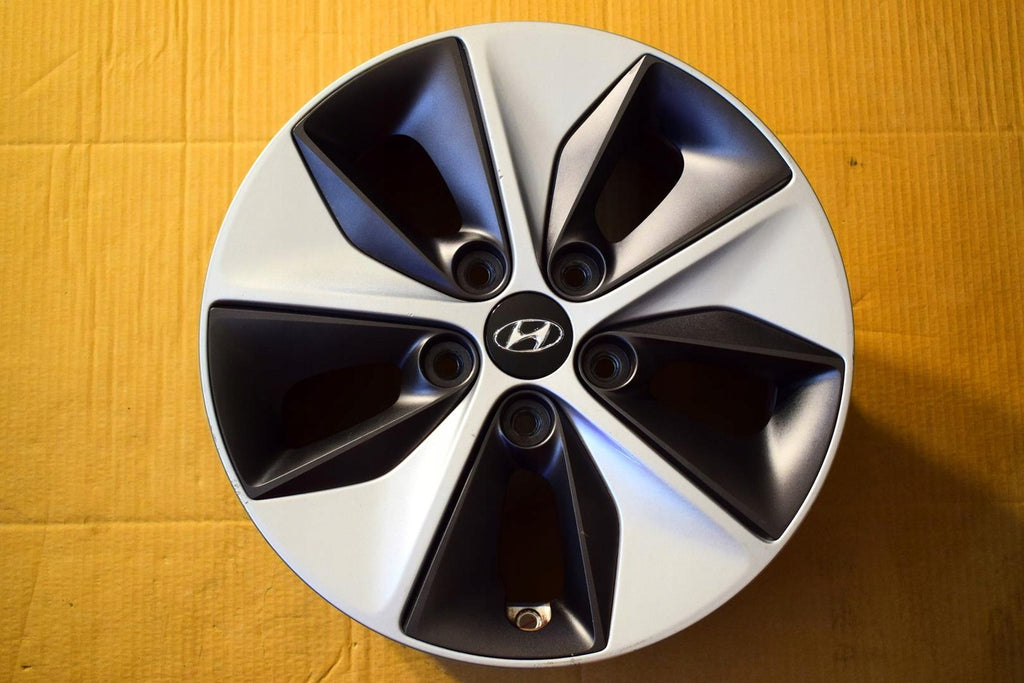 1x Alufelge 16 Zoll 6.5" 5x114.3 50ET Glanz Silber 52910-G7200 Hyundai Ioniq