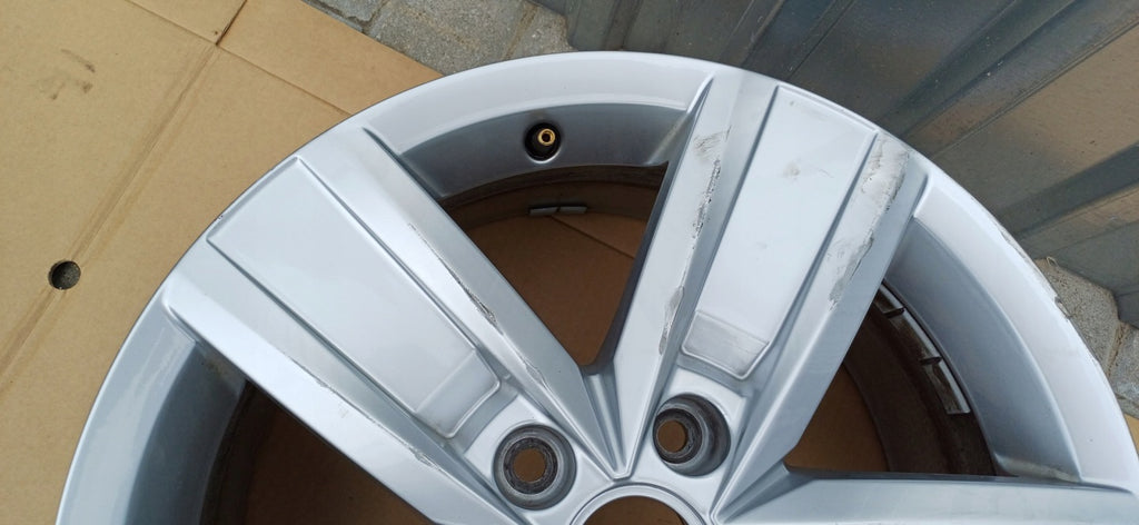 1x Alufelge 17 Zoll 7.0" 5x120 55ET 7E0601025P VW Rim Wheel FEL8183002606ka