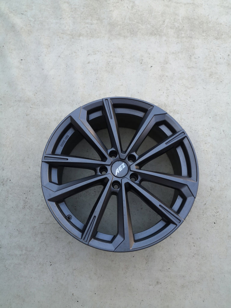 1x Alufelge 19 Zoll 8.5" 5x112 40ET Rim Wheel FEL6254563031xi