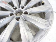 Laden Sie das Bild in den Galerie-Viewer, 1x Alufelge 17 Zoll 7.5&quot; 5x112 47ET AW931007GA VW Passat B7 Rim Wheel