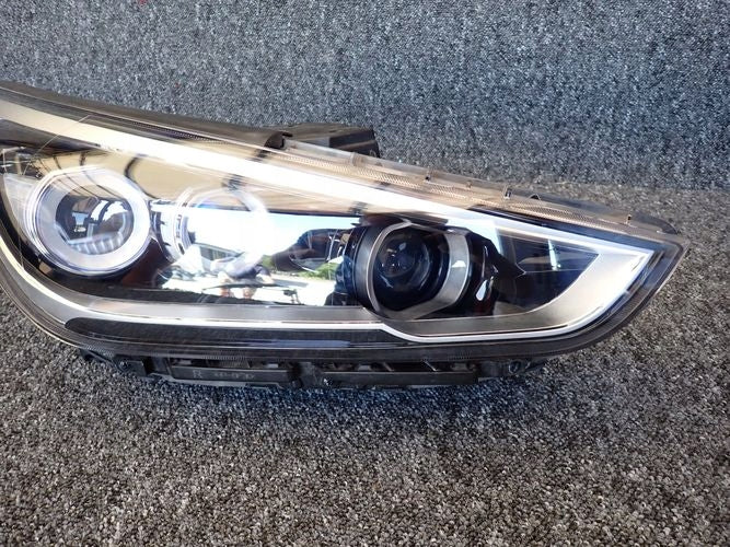 Frontscheinwerfer Hyundai I30 III 92102-G4100 Rechts Scheinwerfer Headlight