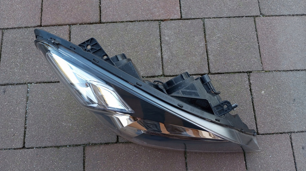 Frontscheinwerfer Kia Ceed 92102-1H Rechts Scheinwerfer Headlight