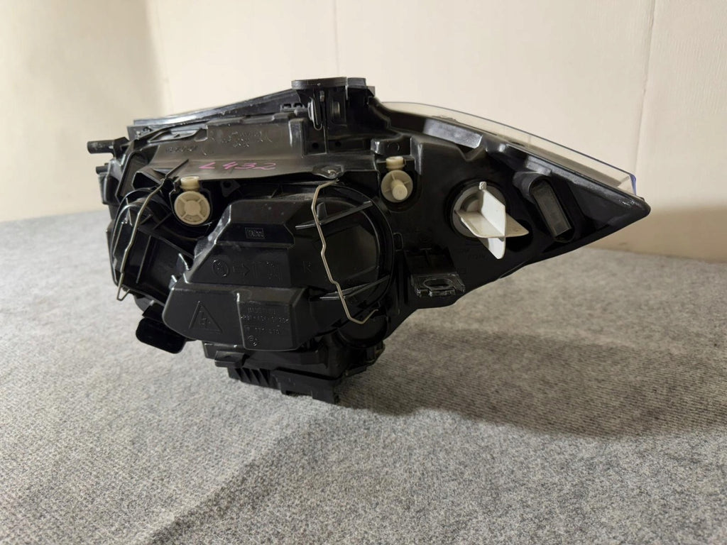 Frontscheinwerfer BMW 1 E82 E87 7181290-06 Xenon Rechts Scheinwerfer Headlight SCH9197344449pk